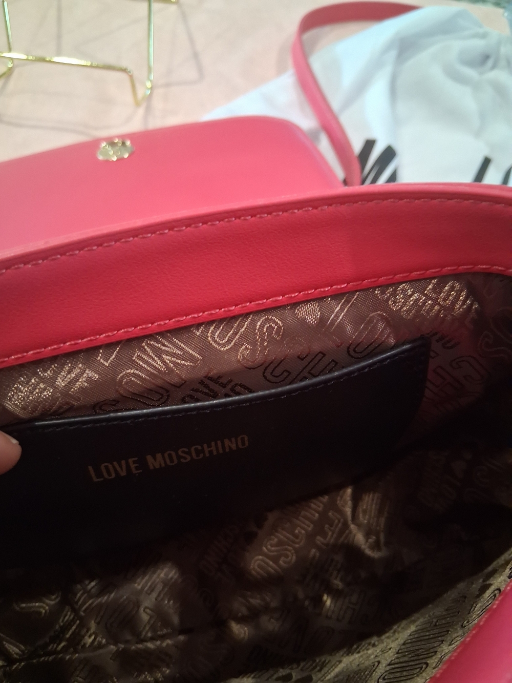 Love Moschino Red Leather Heart Crossbody - Picture 6 of 13